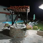 Quinta Do Cruzeiro * Mata (Fornos de Algodres)